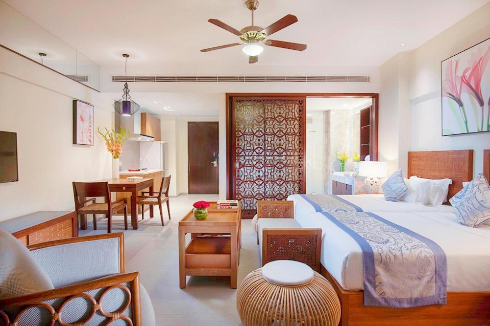 Aloha Oceanfront Suite Resort Lingshui  Exterior foto