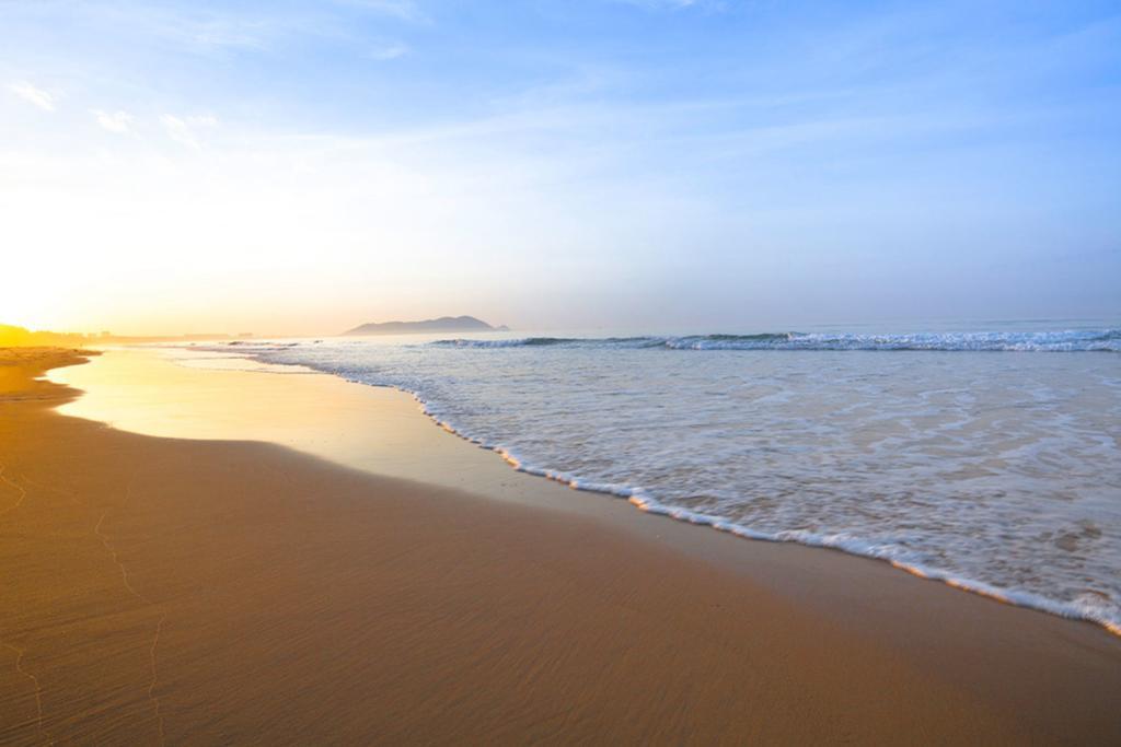 Aloha Oceanfront Suite Resort Lingshui  Exterior foto