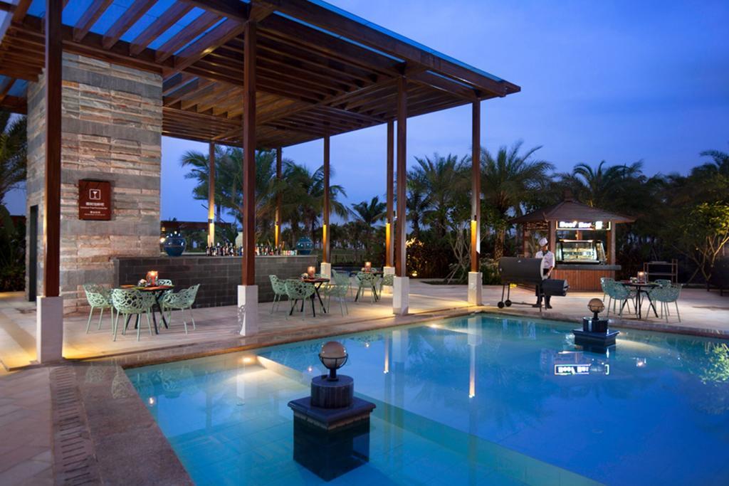 Aloha Oceanfront Suite Resort Lingshui  Exterior foto
