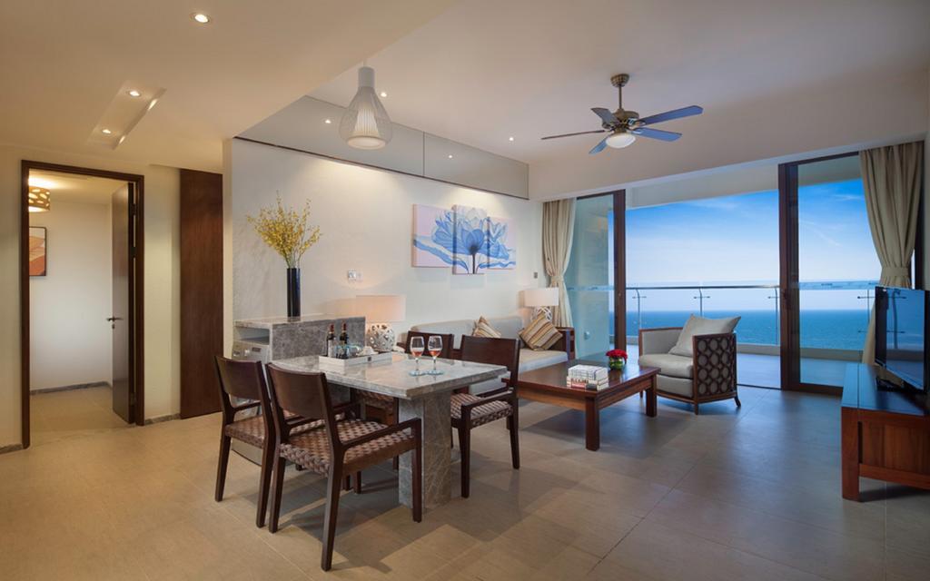 Aloha Oceanfront Suite Resort Lingshui  Zimmer foto